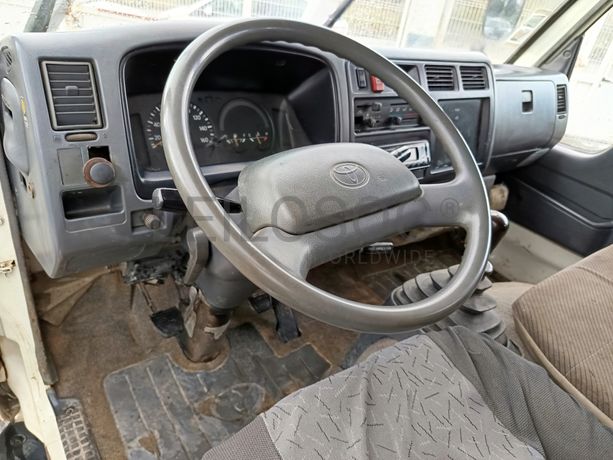 Toyota Dyna 250 · Ano 1996