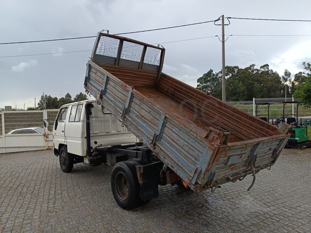 Toyota Dyna 250 · Ano 1996