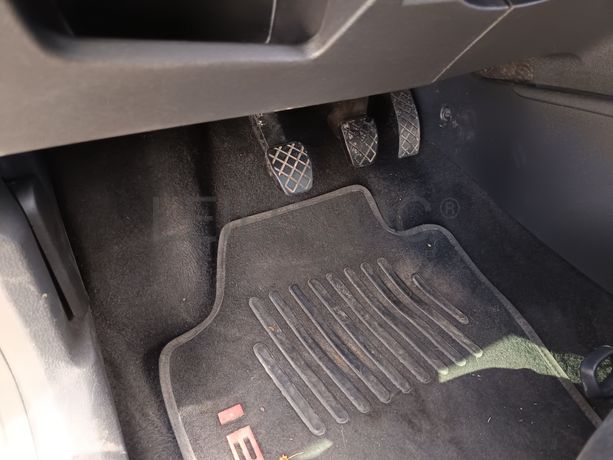 Seat Ibiza 1.4 TDI · Ano 2016