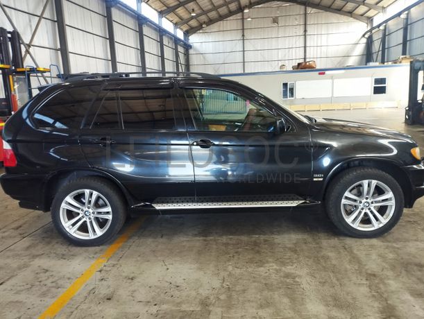 BMW X5 · Ano 2005