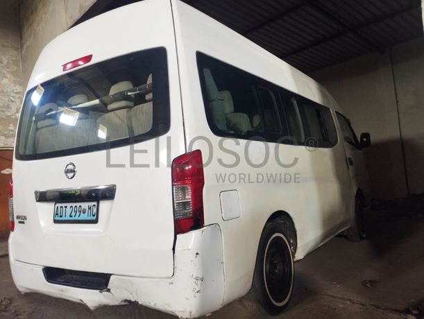 Nissan NV350 Urvan
