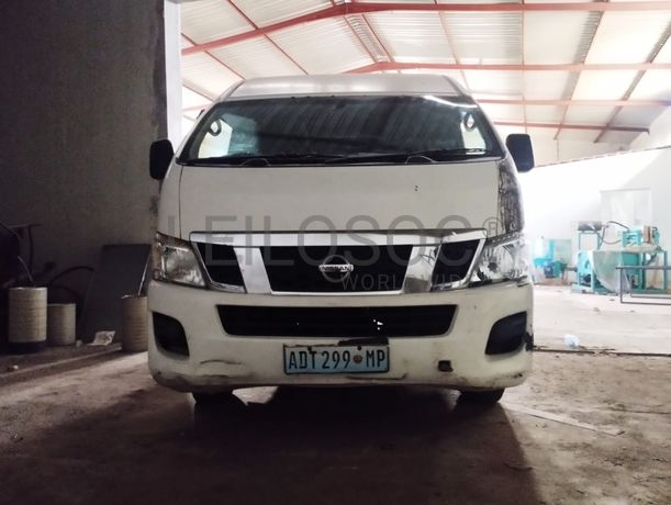 Nissan NV350 Urvan