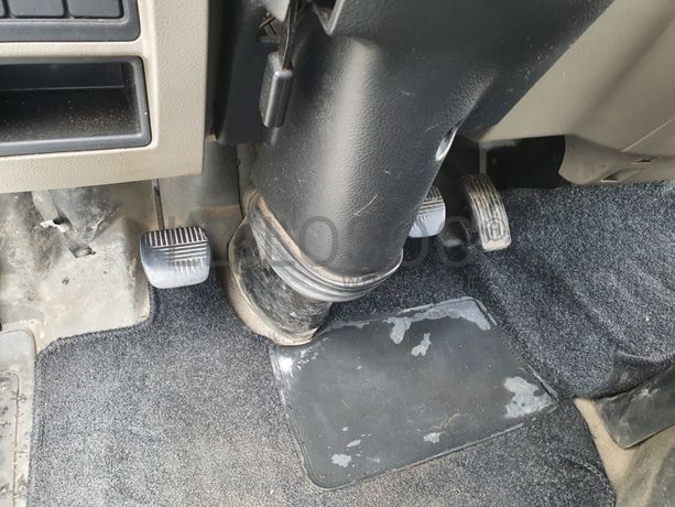 Nissan Cabstar 35.13 · Ano 2010