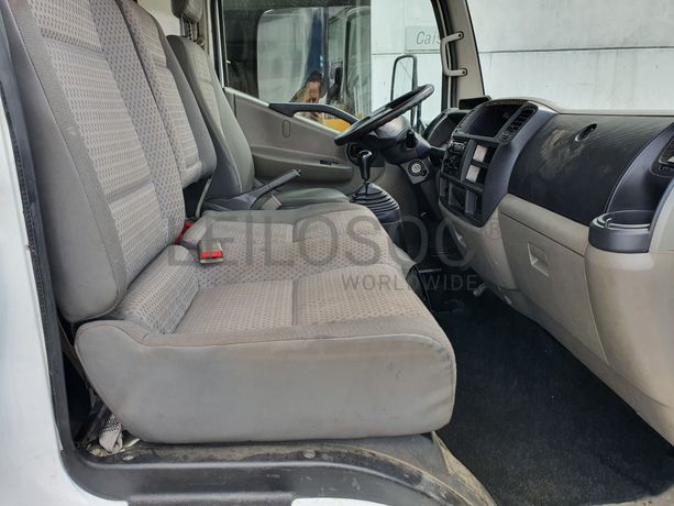 Nissan Cabstar 35.13 · Ano 2010
