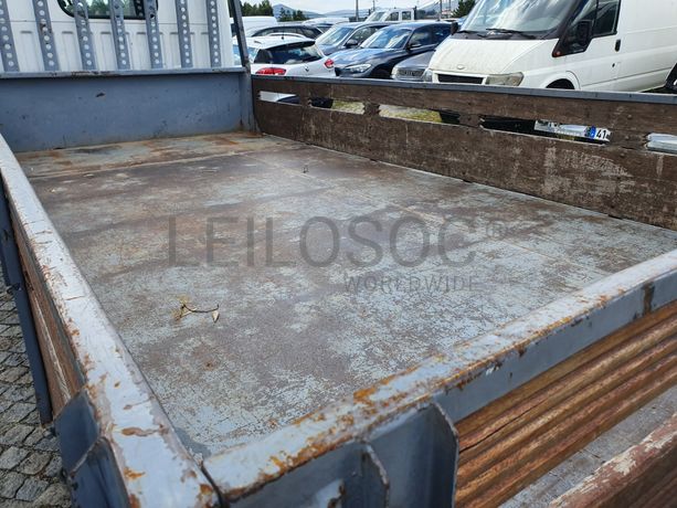 Nissan Cabstar 35.13 · Ano 2010