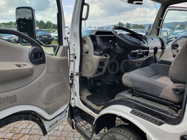 Nissan Cabstar 35.13 · Ano 2010