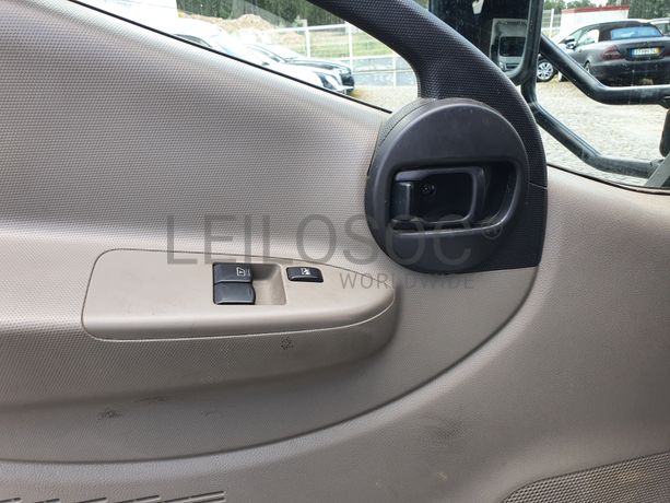 Nissan Cabstar 35.13 · Ano 2010