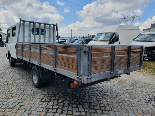 Nissan Cabstar 35.13 · Ano 2010