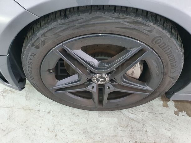 Mercedes-Benz C300 DE AMG Night Edition · Ano 2020