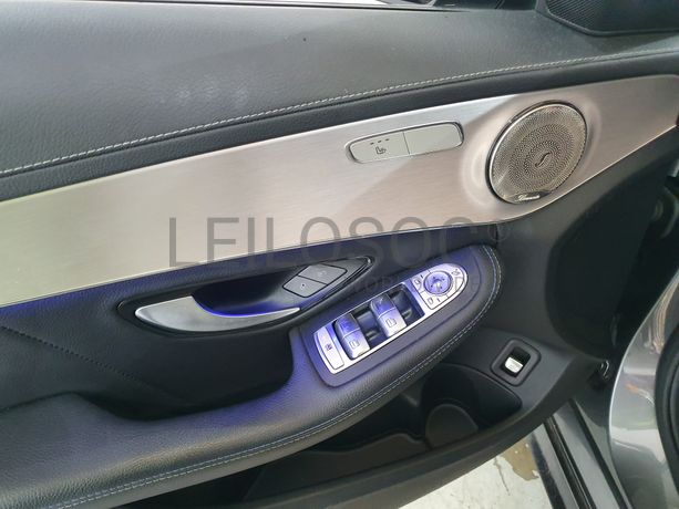 Mercedes-Benz C300 DE AMG Night Edition · Ano 2020