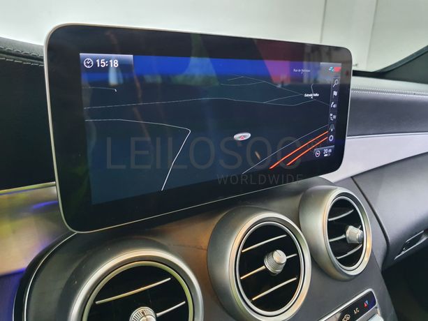 Mercedes-Benz C300 DE AMG Night Edition · Ano 2020