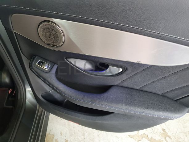 Mercedes-Benz C300 DE AMG Night Edition · Ano 2020