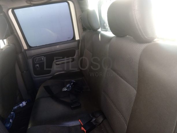 Nissan NP300 Hardbody · Ano 2013