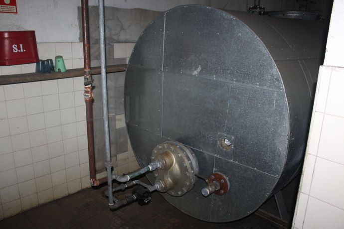 Caldeira a Nafta + Depósito de Água