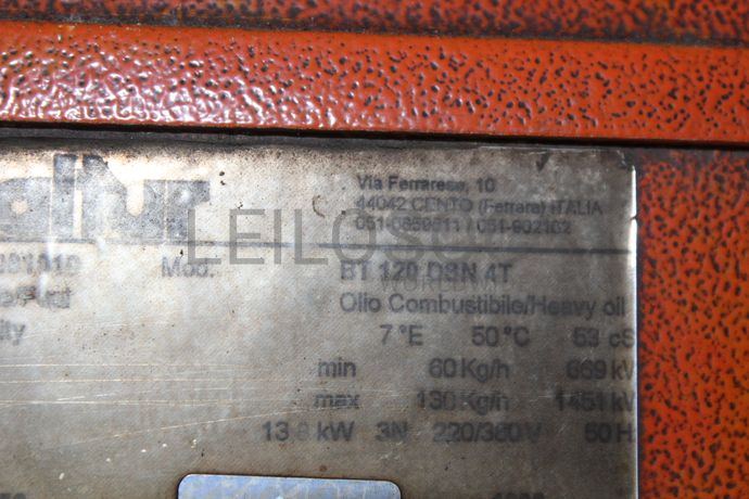 Caldeira a Nafta + Depósito de Água