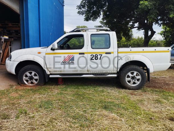 Nissan Hardbody · Ano 2016