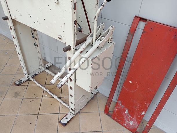 Equipamentos · Indústria Manutenção e Reparação de Veículos