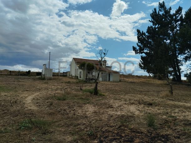 Moradia V2 · Coruche