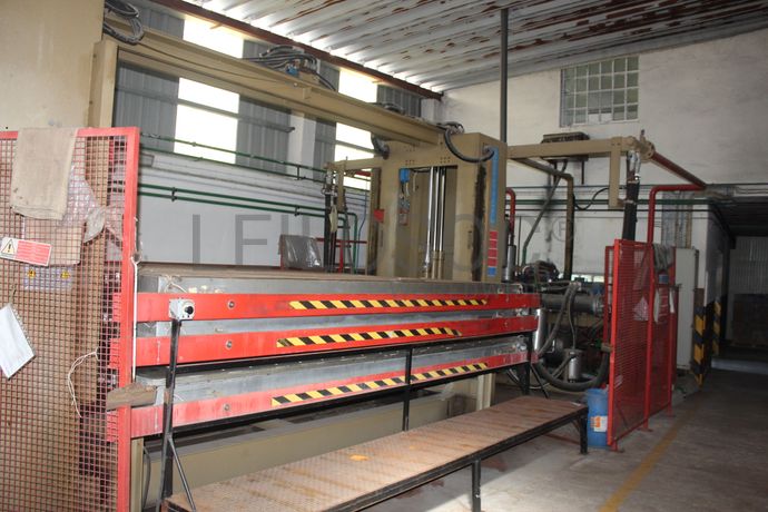 Totalidade · Indústria de Curtimenta e Acabamento de Couros e de Peles