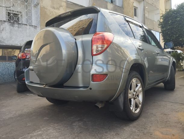 Toyota RAV4 2.5m · Ano 2006