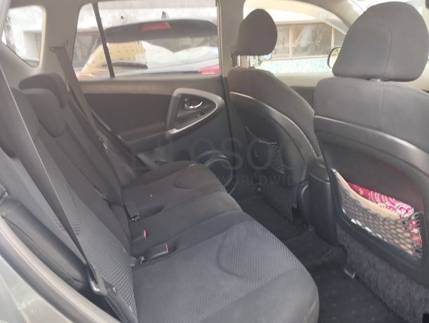 Toyota RAV4 2.5m · Ano 2006