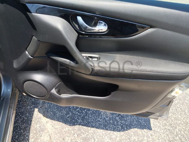 Nissan Qashqai 1.6 DCI · Ano 2017