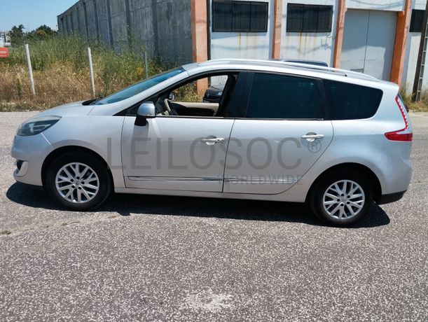 Renault Grand Scénic 1.5 DCI · Ano 2012