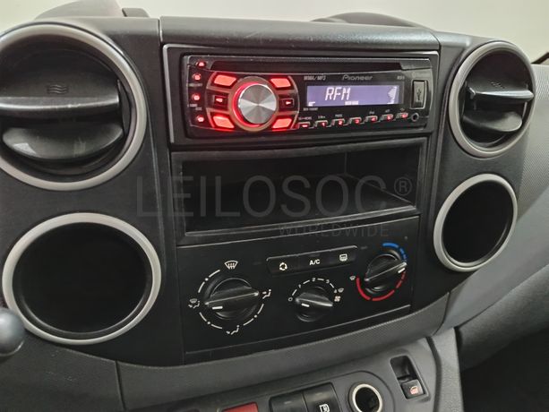 Citroën Berlingo · Ano 2011