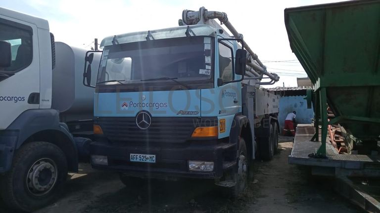 Mercedes Benz ATEGO 2628 Schwing