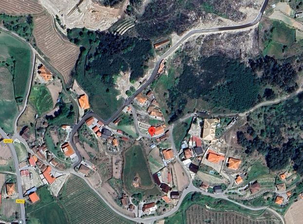 Moradia c/ Terreno · Gove, Baião