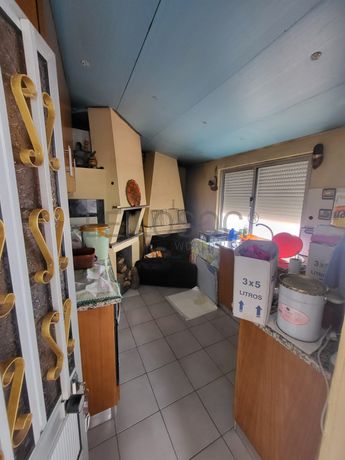 Moradia c/ Terreno · Gove, Baião