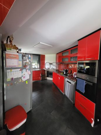 Moradia c/ Terreno · Gove, Baião