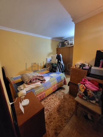 Moradia c/ Terreno · Gove, Baião