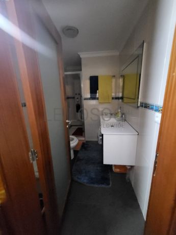 Moradia c/ Terreno · Gove, Baião