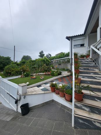 Moradia c/ Terreno · Gove, Baião