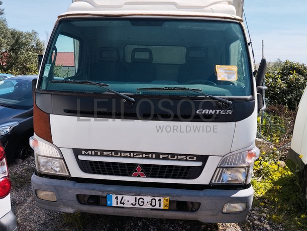 Mitsubishi Canter 3C15 · Ano 2010