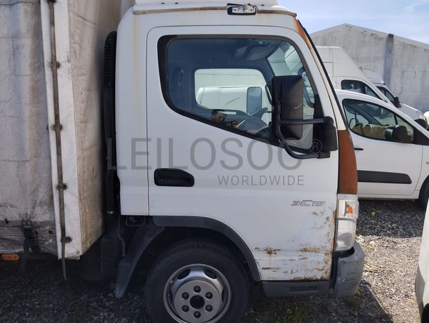 Mitsubishi Canter 3C15 · Ano 2010