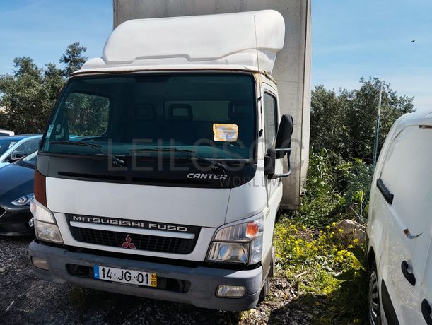 Mitsubishi Canter 3C15 · Ano 2010