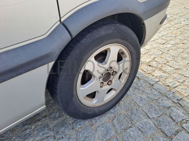 Opel Zafira 1.6 · 7 Lugares · Ano 2001