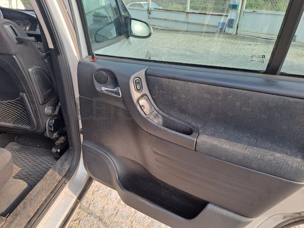 Opel Zafira 1.6 · 7 Lugares · Ano 2001