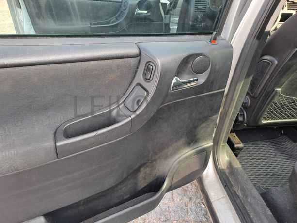 Opel Zafira 1.6 · 7 Lugares · Ano 2001