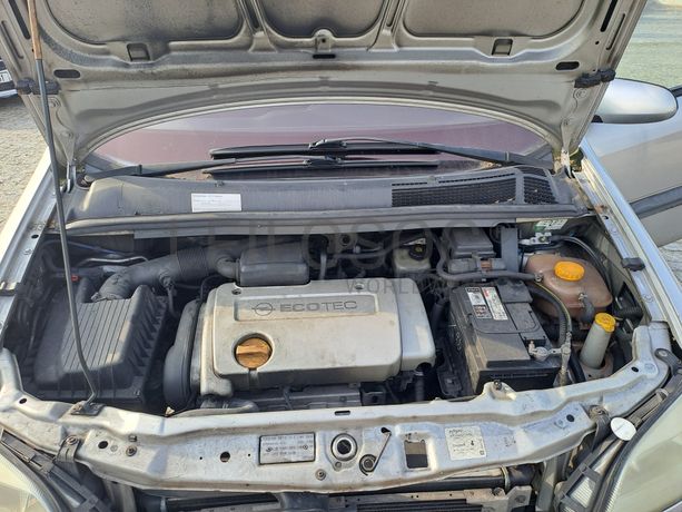Opel Zafira 1.6 · 7 Lugares · Ano 2001