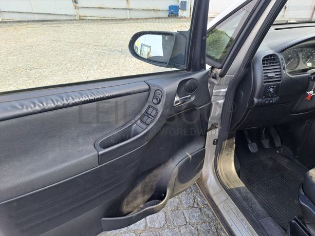 Opel Zafira 1.6 · 7 Lugares · Ano 2001