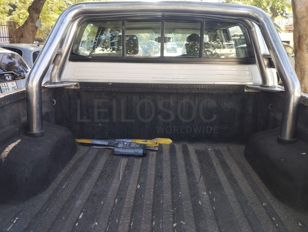 Toyota Hilux VVTI 2.7 · Ano 2004