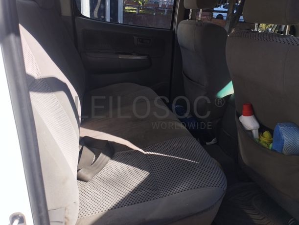 Toyota Hilux VVTI 2.7 · Ano 2004