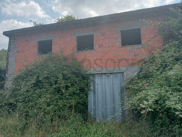 Moradia + Terreno · Arcos de Valdevez