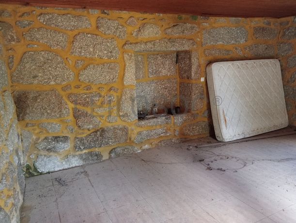 Moradia + Terreno · Arcos de Valdevez