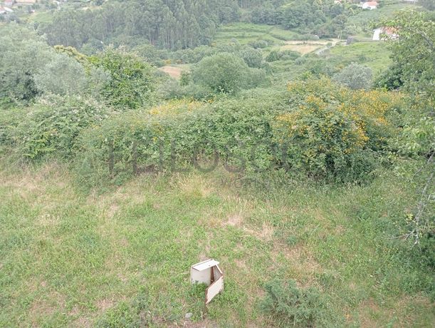 Moradia + Terreno · Arcos de Valdevez