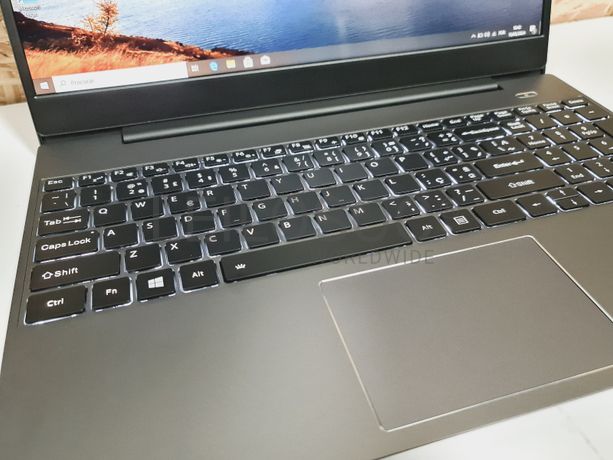 Portátil Goeik One Pro P1550 Full Metal Body Grey