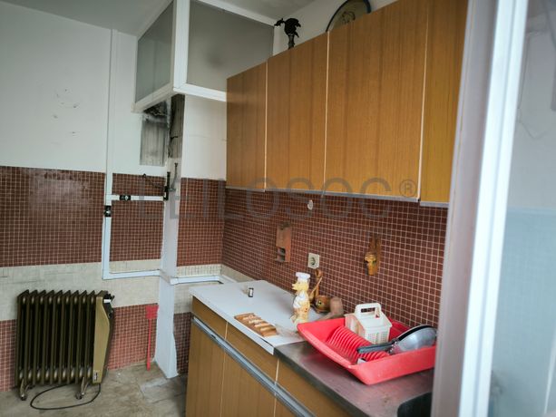 Proporção de 1/2 + Quinhão Hereditário · Apartamento T2 · Sintra